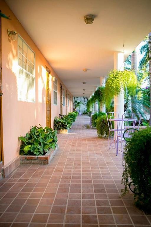 Palm Inn Hotel Port-au-Prince Chambre photo